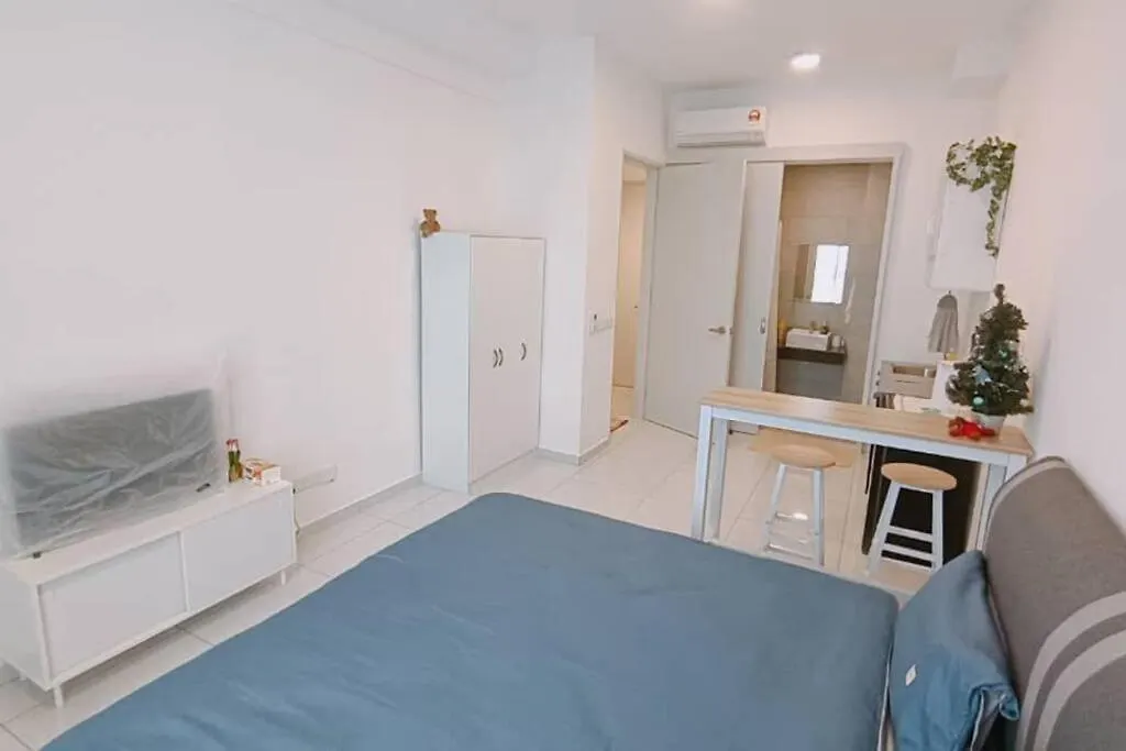Cozy Sky Trees Bukit Indah With Smart Tv L Pool B8 Apartamento Johor Bahru 0*,