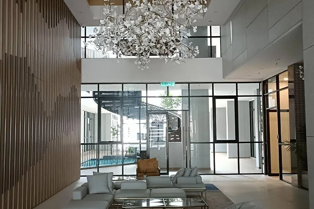 Cozy Sky Trees Bukit Indah With Smart Tv L Pool B8 Apartamento Johor Bahru 0*,  Malásia